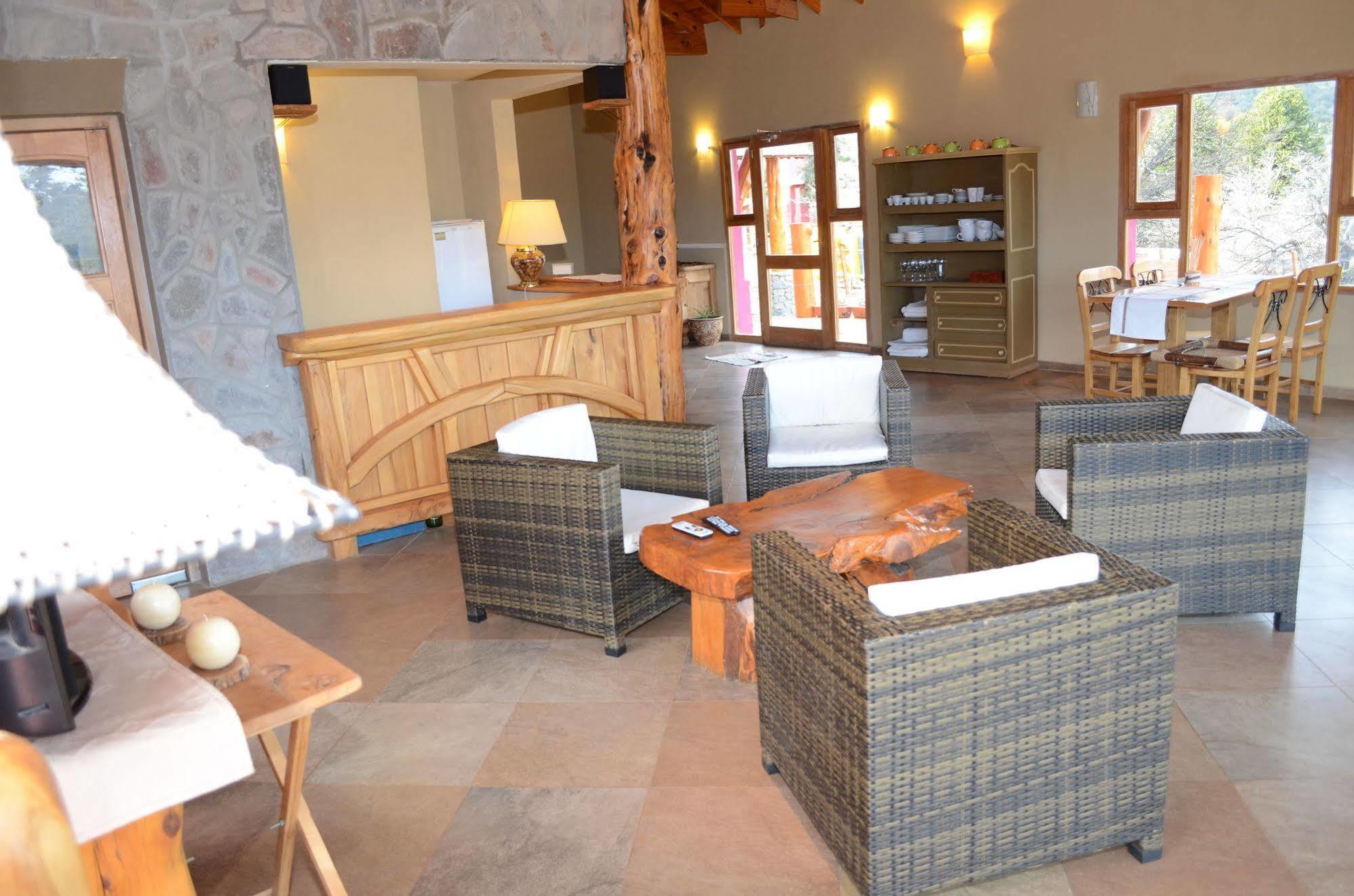 Complejo Puerto Malen Club De Montana Hotel Вила Пеуения Екстериор снимка